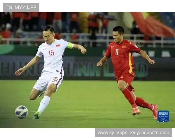 足球门将错误选位导致闹剧:一场令人扼腕的失误背后 足球门将错误选位导致闹剧:一场令人扼腕的失误背后