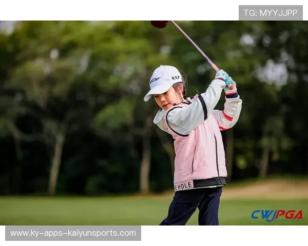 高尔夫不止是运动，更是家族荣耀的对决